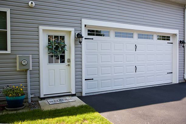 24/7 Emergency Garage Door experts in Concord, NH